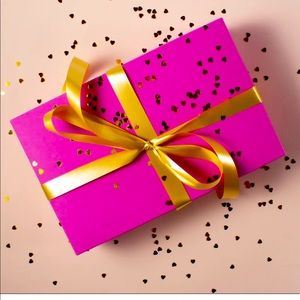 Resellers Surprise  Box  💕